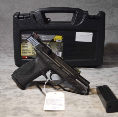 Smith & Wesson M&P 9 PRO Series M2.0