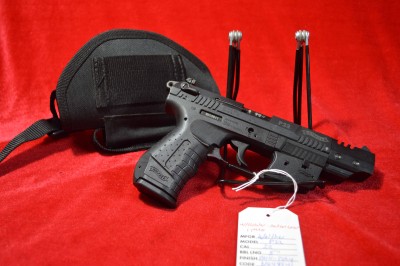 Walther P22 TARGET w/ laser & holster